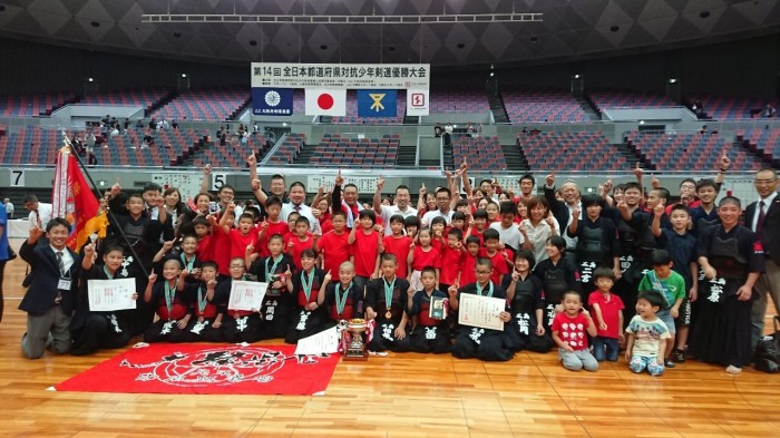 優勝された兄弟分の広島県選抜と記念写真！山中先生ありがとうございました。