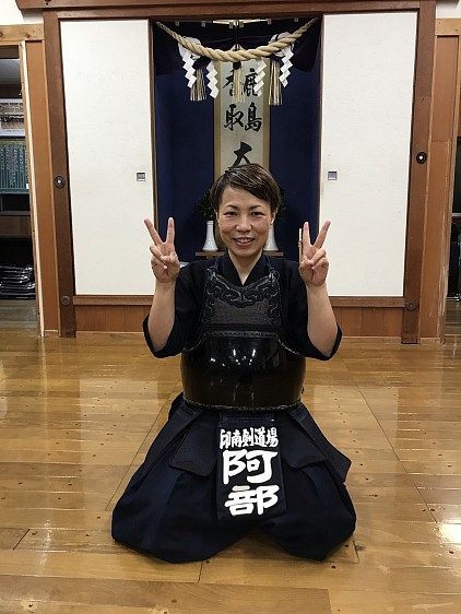 初級組担当　阿部裕紀子先生(教士七段)