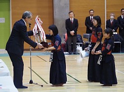 女子団体優勝